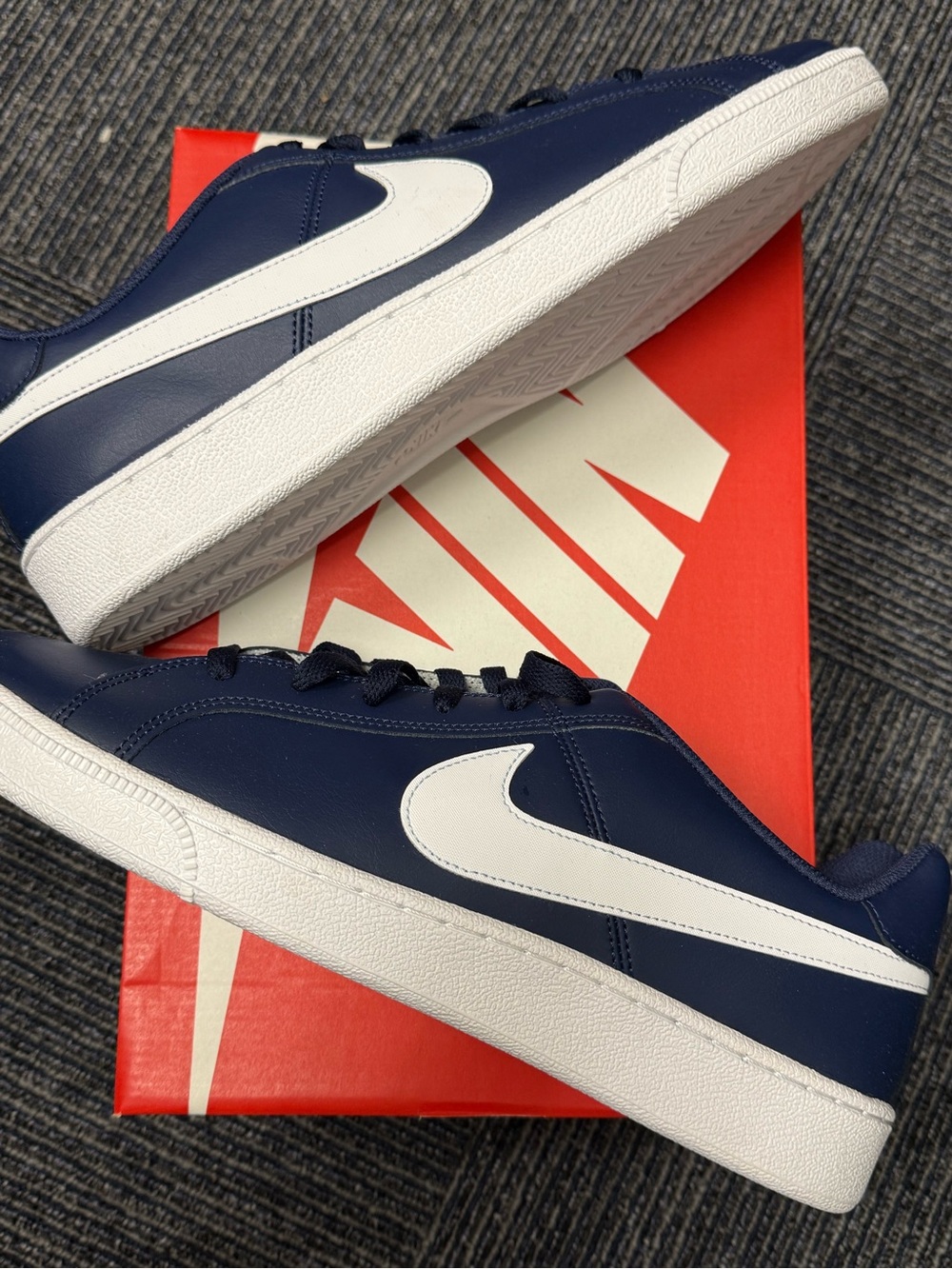 Nike Court Royale Navy and White Low-Top Court Sneaker